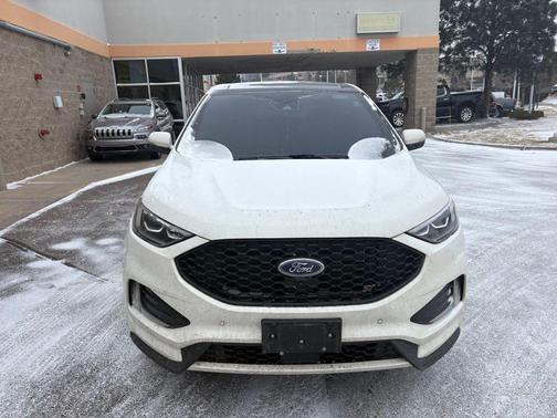 2022 Ford Edge ST