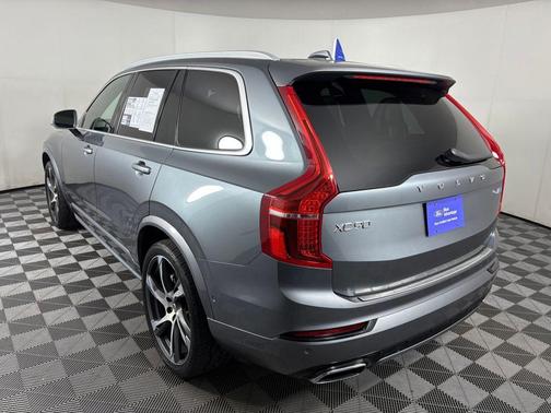 2019 Volvo XC90 T6 R-Design