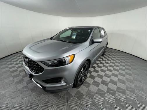2023 Ford Edge ST