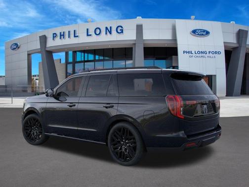 AGATE BLACK METALLIC 2026 Ford Expedition Platinum