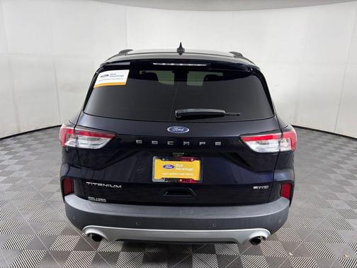 2021 Ford Escape Titanium