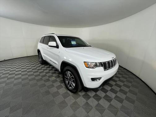 2020 Jeep Grand Cherokee Laredo