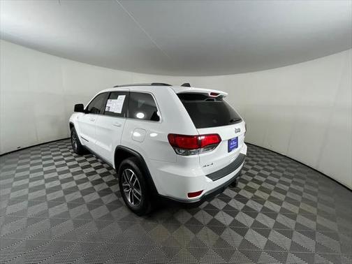 2020 Jeep Grand Cherokee Laredo