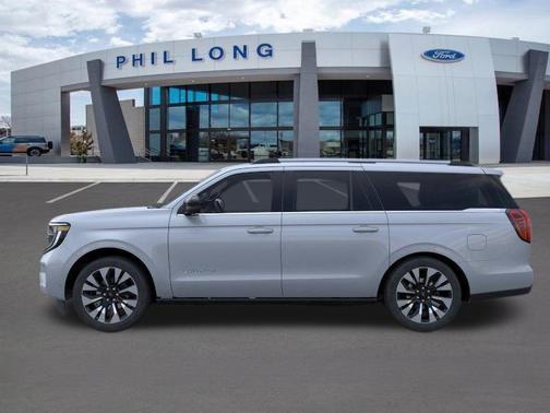 GLACIER GRAY MET TRI-COAT 2026 Ford Expedition Max Platinum