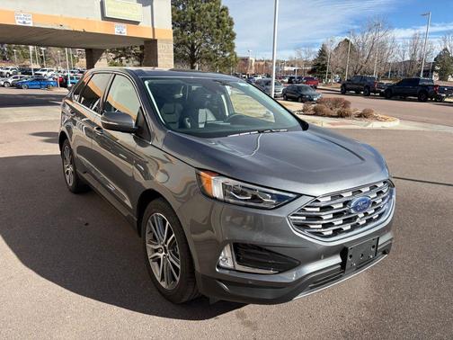 2024 Ford Edge Titanium