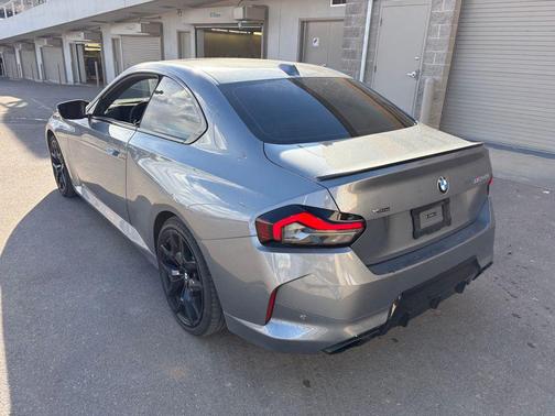 2025 BMW M240 i xDrive