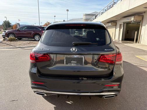 2022 Mercedes-Benz GLC 300 4MATIC