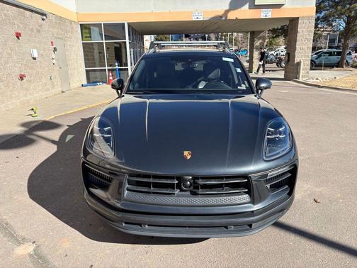 2023 Porsche Macan S