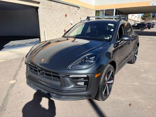 2023 Porsche Macan S