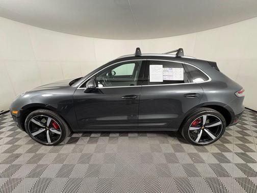 2023 Porsche Macan S