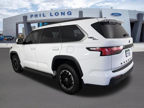 White 2024 Toyota Sequoia Base