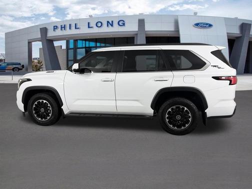 White 2024 Toyota Sequoia Base