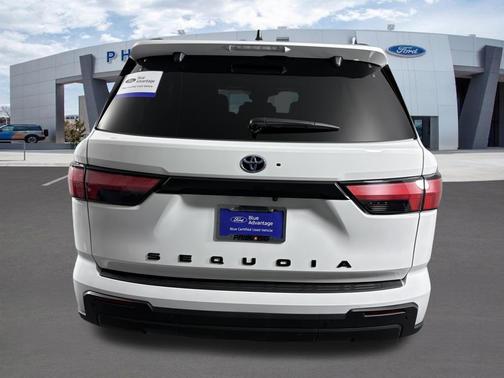 2024 Toyota Sequoia Base