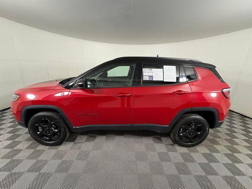 2023 Jeep Compass Trailhawk