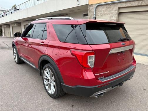 2021 Ford Explorer Platinum
