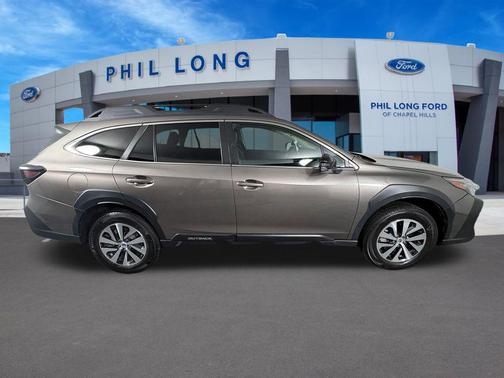 Brilliant Bronze Metallic 2023 Subaru Outback Premium