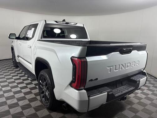 2023 Toyota Tundra Hybrid Platinum