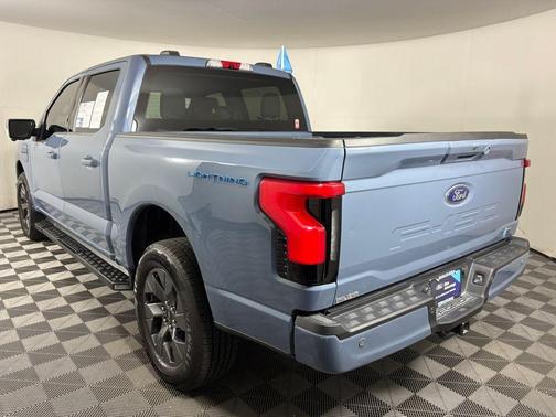 2023 Ford F-150 Lightning XLT