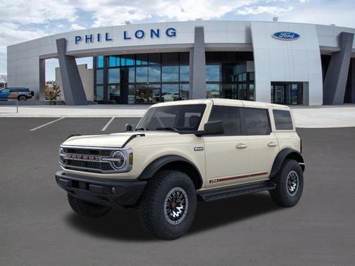 Wimbledon White 2026 Ford Bronco Outer Banks