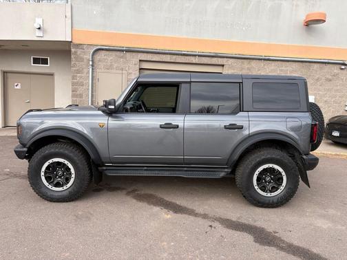 2023 Ford Bronco Badlands