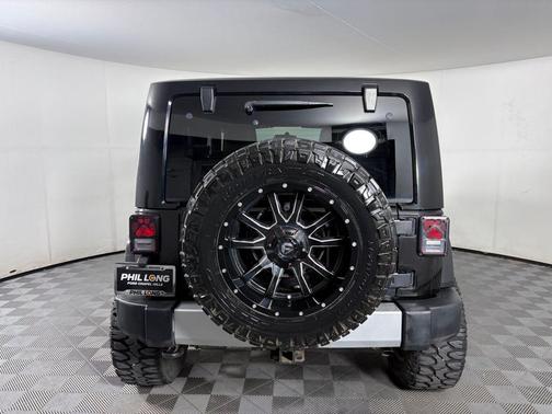 2012 Jeep Wrangler Sahara