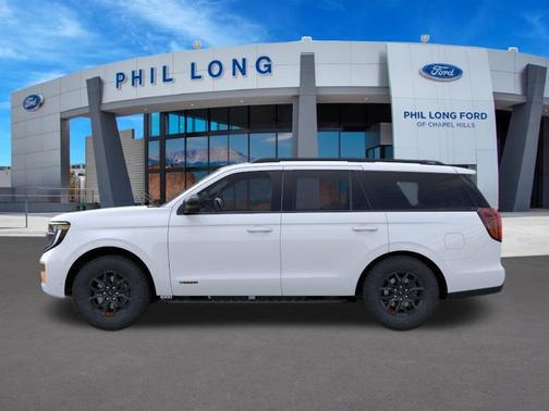 OXFORD WHITE 2026 Ford Expedition Tremor