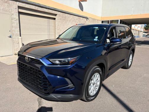 2025 Toyota Grand Highlander XLE
