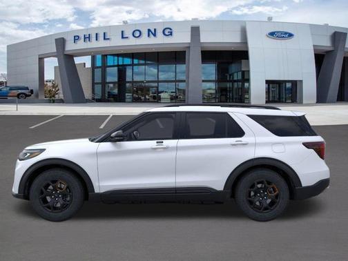 STAR WHITE MET TRI-COAT 2026 Ford Explorer Tremor