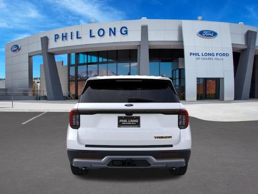 STAR WHITE MET TRI-COAT 2026 Ford Explorer Tremor