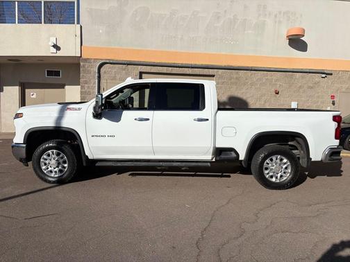 2024 Chevrolet Silverado 2500 LTZ