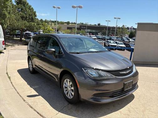 2017 Chrysler Pacifica Touring