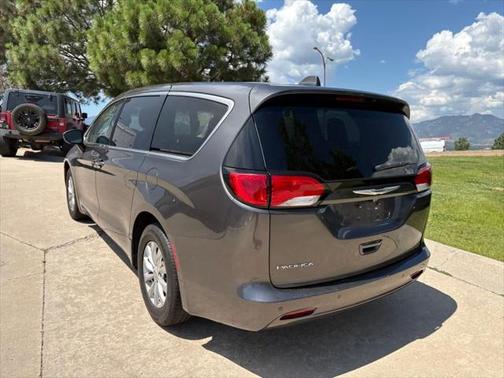 2017 Chrysler Pacifica Touring