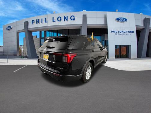 AGATE BLACK METALLIC 2025 Ford Explorer Active