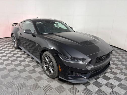 2025 Ford Mustang Dark Horse Fastback