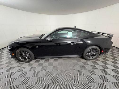2025 Ford Mustang Dark Horse Fastback