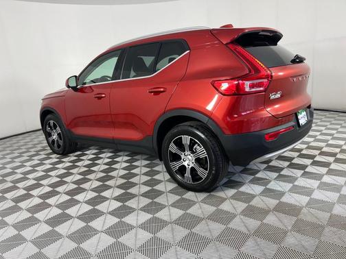 2022 Volvo XC40 T5 Inscription