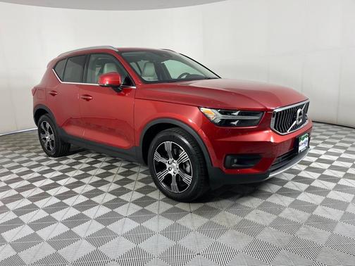 2022 Volvo XC40 T5 Inscription