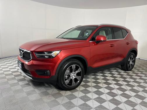 2022 Volvo XC40 T5 Inscription