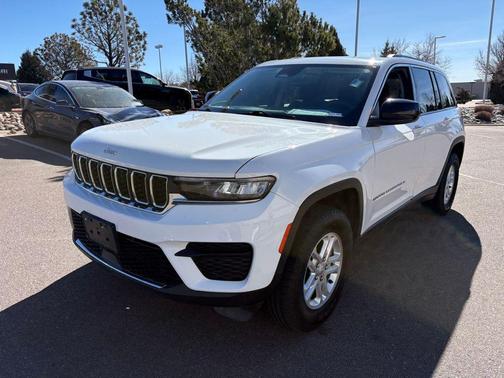 2023 Jeep Grand Cherokee Laredo
