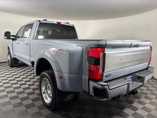 2024 Ford F-450 Limited