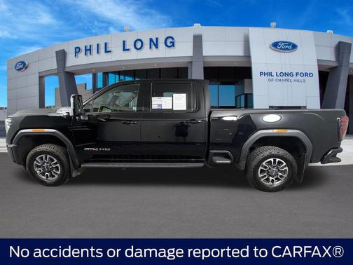 Onyx Black 2024 GMC Sierra 2500 AT4