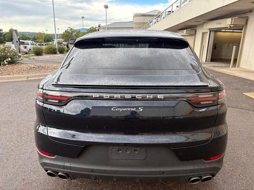 2021 Porsche Cayenne S
