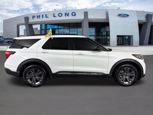 STAR WHITE MET TRI-COAT 2025 Ford Explorer Active