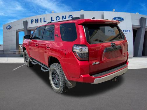 Barcelona Red Metallic 2017 Toyota 4Runner TRD Off Road Premium