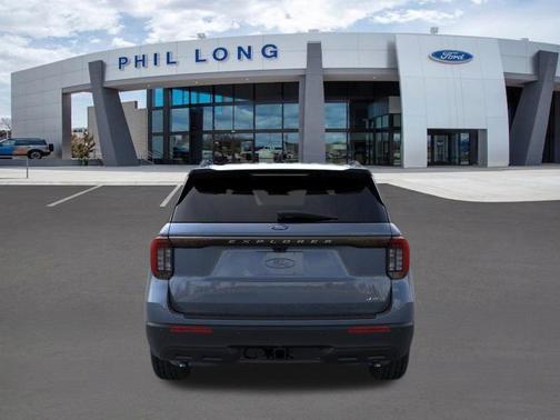 Vapor Blue Metallic 2026 Ford Explorer Active