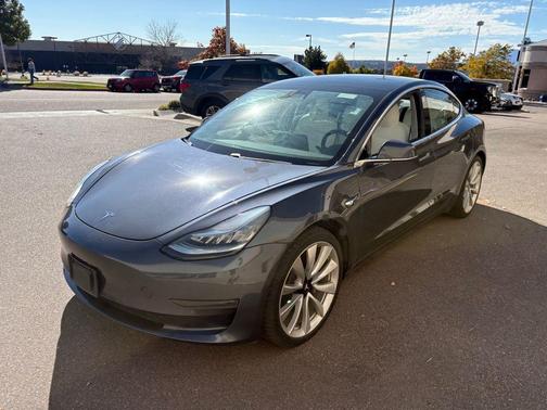 2018 Tesla Model 3 Performance