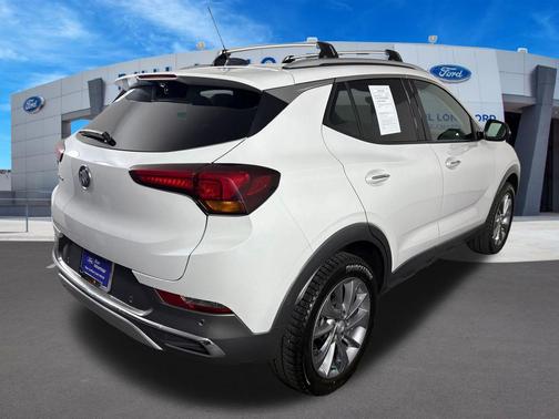 White Frost Tricoat 2023 Buick Encore GX Essence