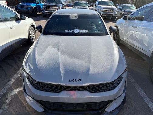 2022 Kia K5 GT-Line