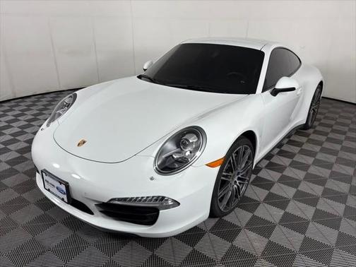 2015 Porsche 911 Carrera 4
