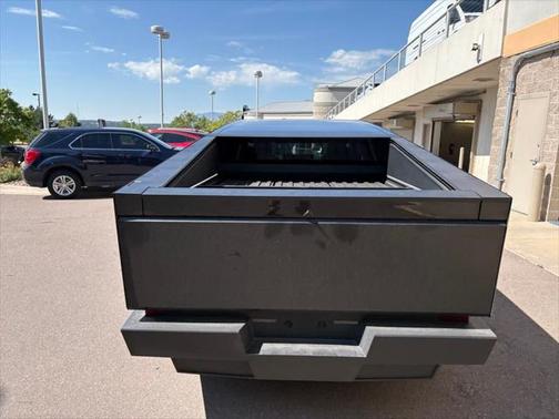 2024 Tesla Cybertruck Cyberbeast